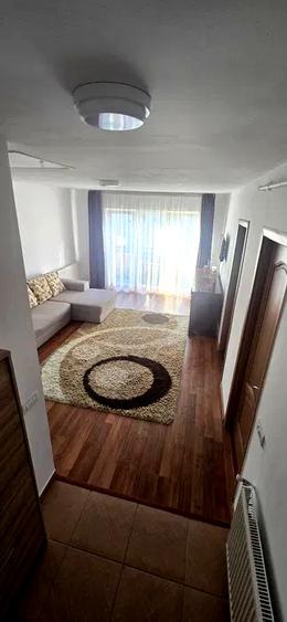 Apartament o cameră, bucătărie separată, parcare, zona Stejarului