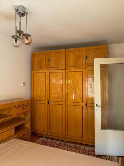 proprietar inchiriez apartament 3 camere Girocului