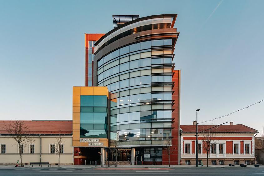 Maestro Business Center