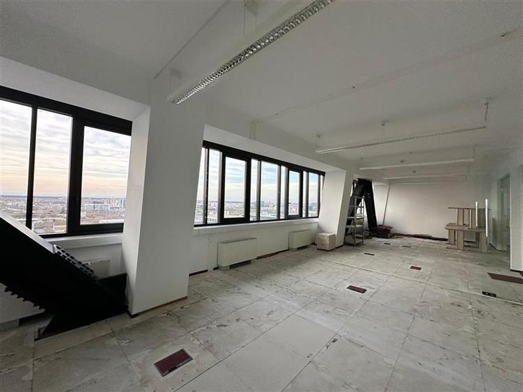 Spatii de birouri in Pipera Business Tower de la 147 mp