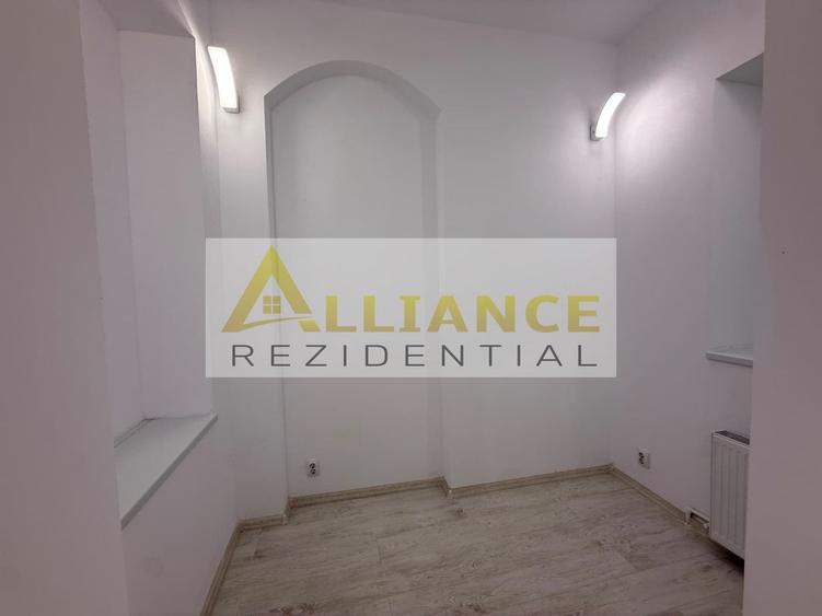Apartament 2 camere tip duplex { Centrul Istoric -Piata Unirii }