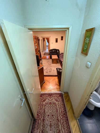 Apartament 3 camere Brazda-Baba Novac, 1/4, centrala termica, 2 bai