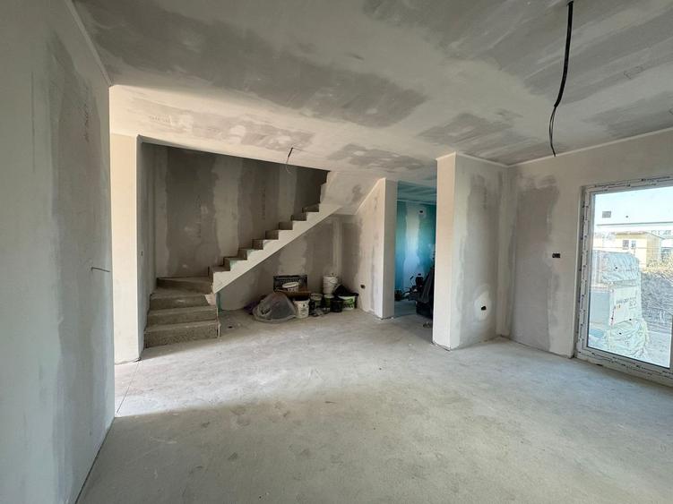 Duplex 5 camere | Carport | Zona Lidl 2 | Mosnita Noua | SAD