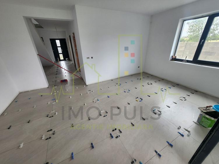 Duplex. Mosnita veche. 350 mp Teren. 4 Camere