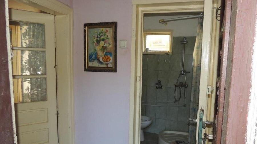 Str. Tinerimii, Casa in suprafata de 108 m² cu teren - 187 m²