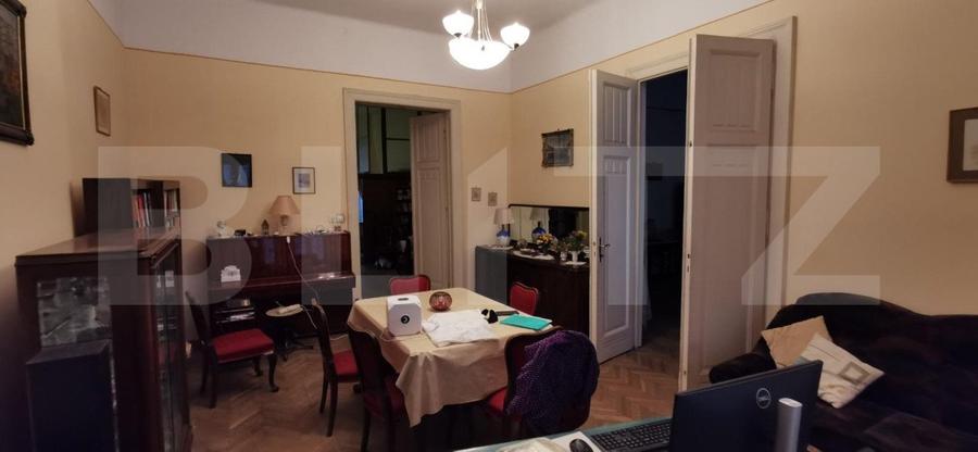 Ocazie, apartament 220 mp in Piata Victoriei, vedere la catedrala/Timisoara