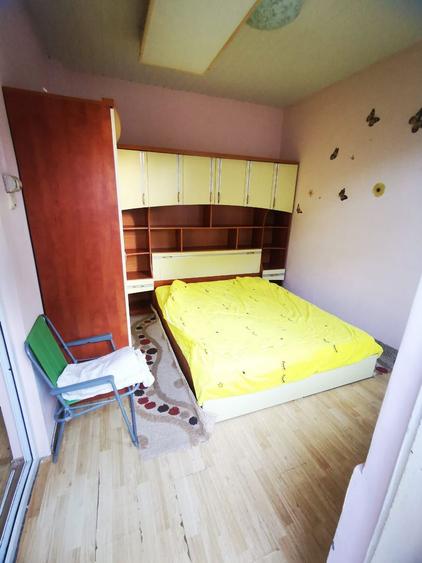 De inchiriat casa cu 2 camere, strada Romana, 320 euro