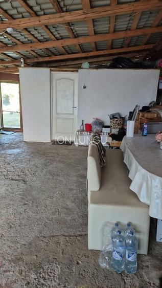 DE VÂNZARE – CASĂ CU TEREN DE 1.200 MP ÎN GORUIA, JUD. CARAȘ-SEVERIN – 52.000 €  - 7