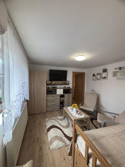 Casa de vânzare în zona Girocului
