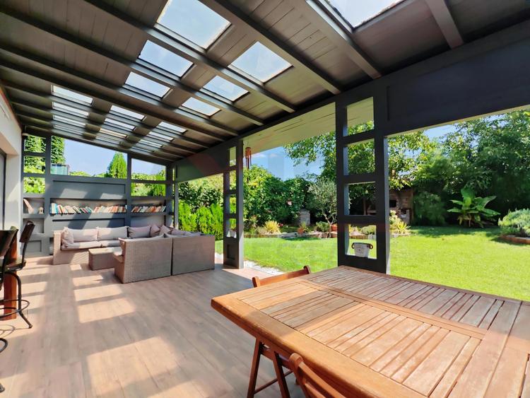 Vila Eforie Sud | nou renovată | ideal locuință sau birou | 507 mp teren