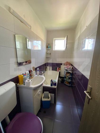 Apartament cu doua camere, semidecomandat