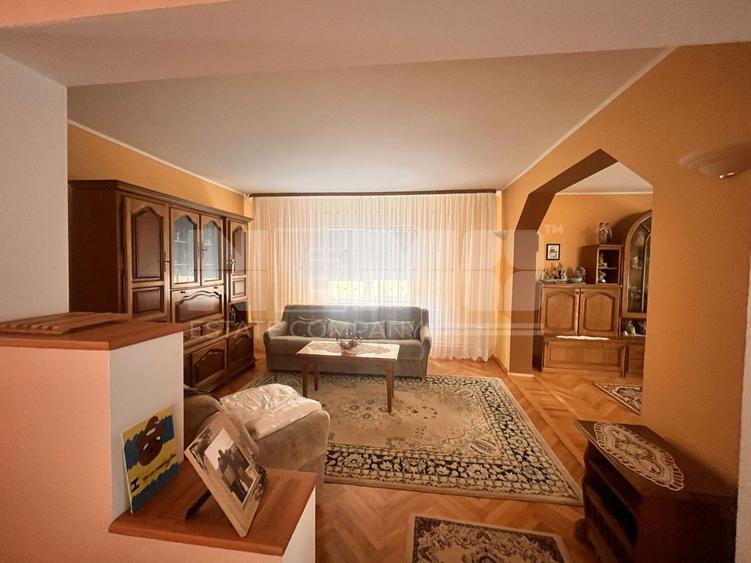 Casă De Vânzare cu 9 Ari teren I Fălticeni /Zona Spitalului I 270.000E