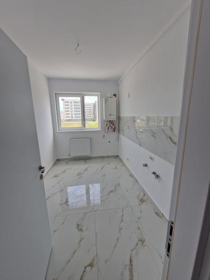 3 camere decomandat Grand Arena Mall / Parcare