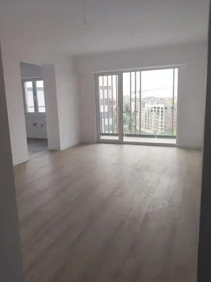 Studio modern cu terasă spectaculoasă 43 mp Metrou I Petrache Poienaru