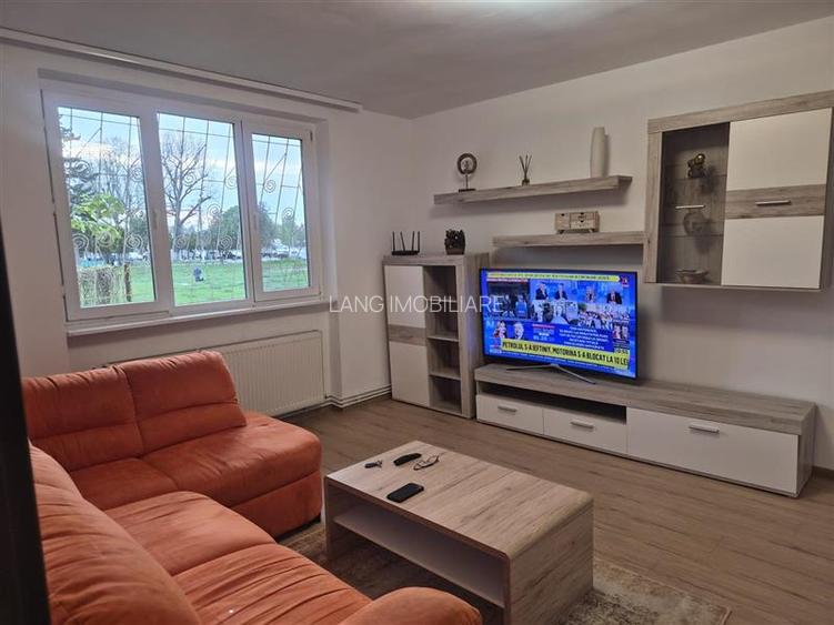 DE INCHIRIAT DOUA CAMERE ZONA UTA - 6