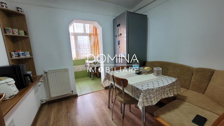 Vânzare apartament 2 camere, situat în zonă centrală, strada Cerna