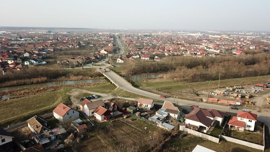 Teren Servicii comerciale GHIRODA- 2.050 mp. dupa canal