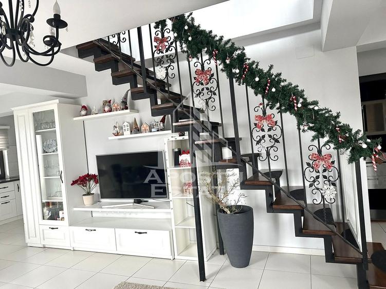 Casa individuala de vanzare cu 5 camere, P+M, zona Braytim, Timisoara