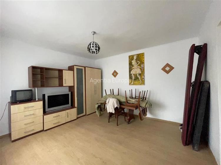 Casa de vanzare in zona Gloriei Tulcea - 3