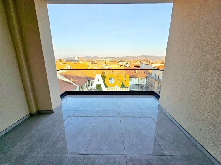 Penthouse 3 camere, 2 bai, parcare privata, 98 mp utili, ultracentral