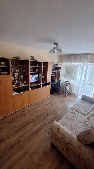 Tomis 3 ( Mega Image ) - 2 camere decomandate confort maxim