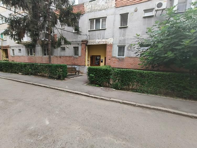 Apartament o camera