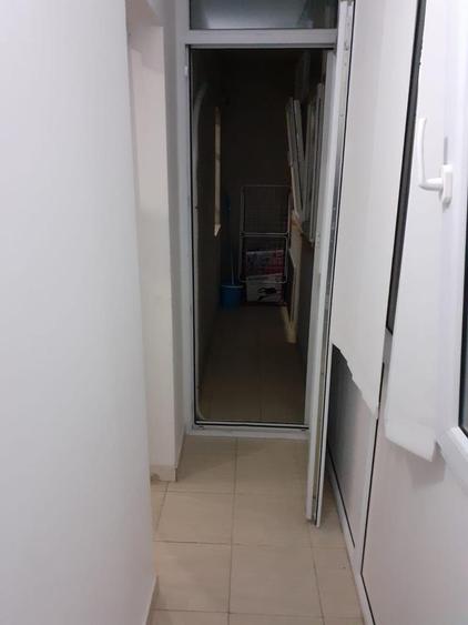 Drumul Taberei - 1 Mai - Tramvaiul 41, 42 mp., an 1982, decomandata, renovata