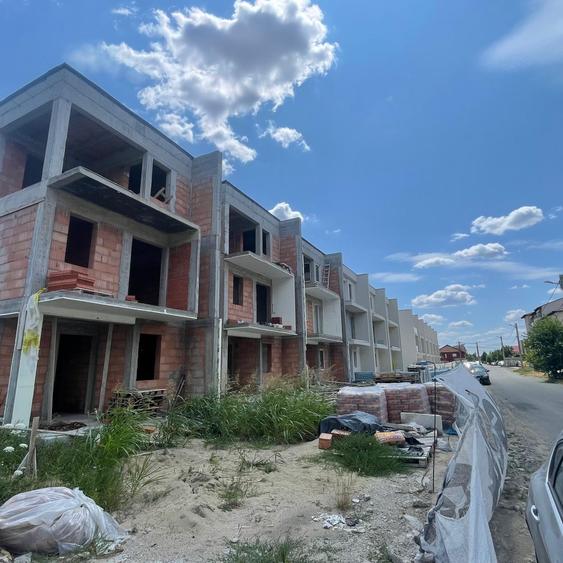 Casă modernă P+1E+ER 108 mp utili  3 băi  Terase și balcoane  Giroc