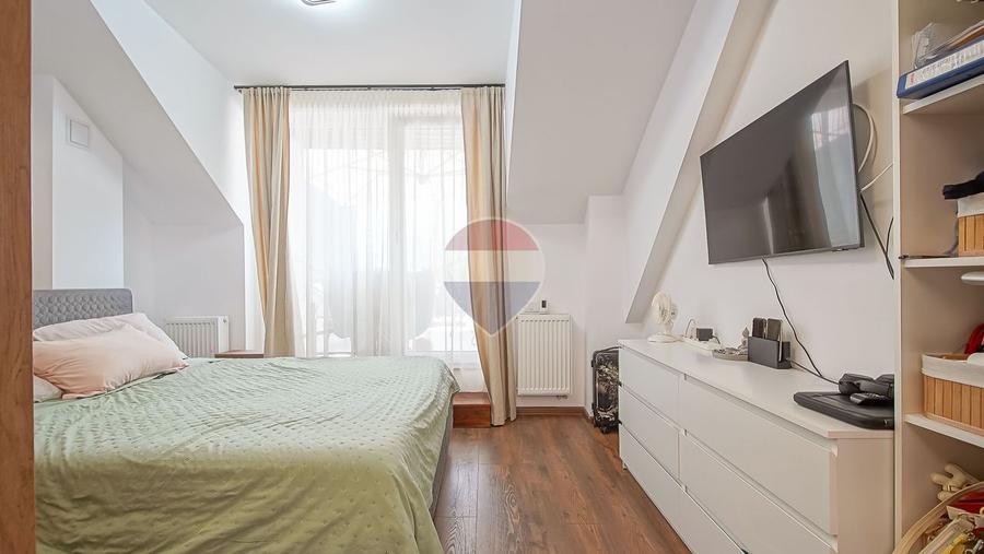 Apartament 3 camere, terasă generoasă, lift și 2 locuri de parcare