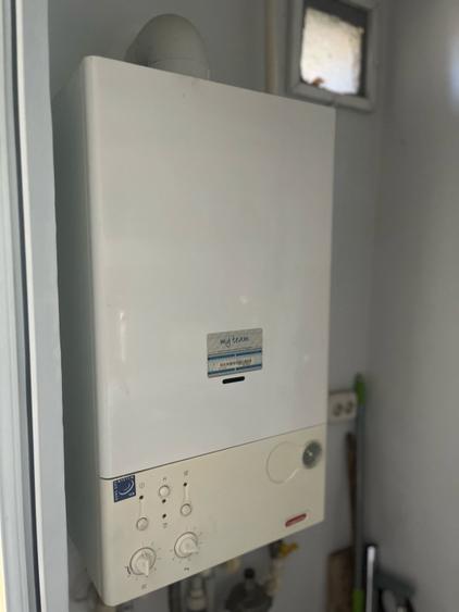 - Apartament 2 camere confort 1 Obor, etaj 3, locuibil.