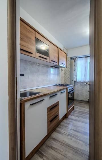 Proprietar – 3 camere decomandat, 83 mp | Șos. Virtuții (Orșova) | Bloc 1988