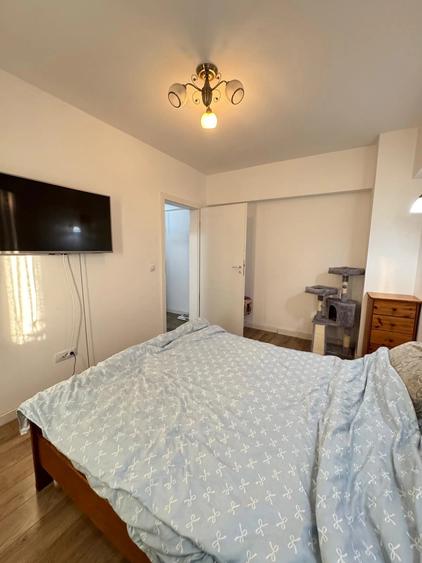 Evergreen Towers-2 Camere 56-etaj intermediar-mobilat