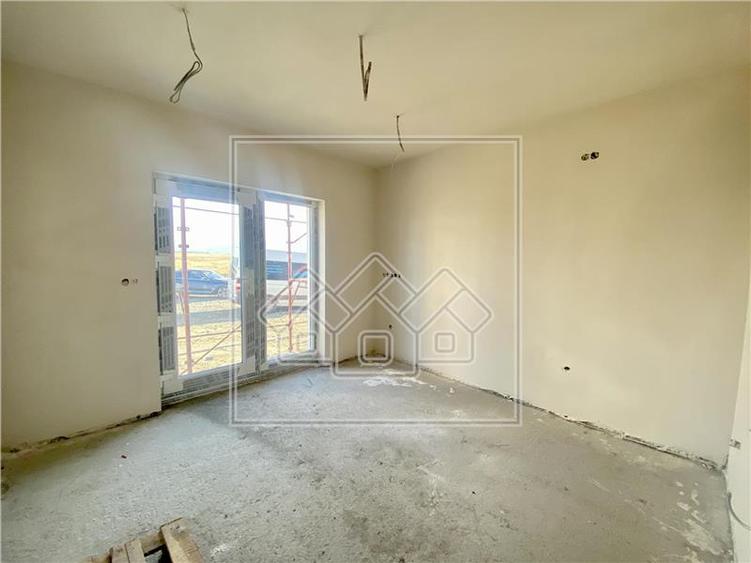 Ap cu 3 camere si balcon, 73 mp utili, incalzire in pardoseala