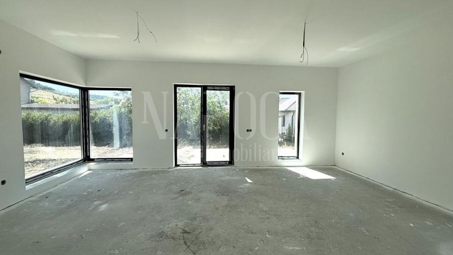 Casa 4 camere de vanzare in Chinteni