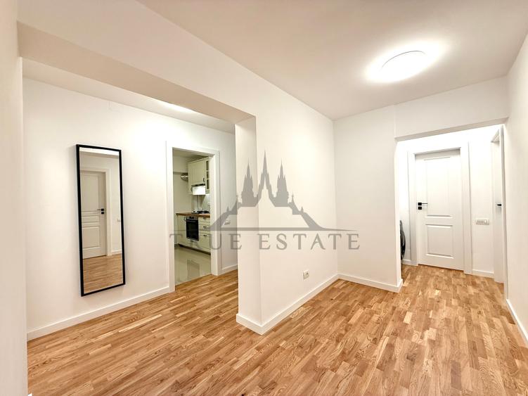 Vanzare apartament 4 camere cu boxa la subsol in bloc din 1982- UNIC in zona