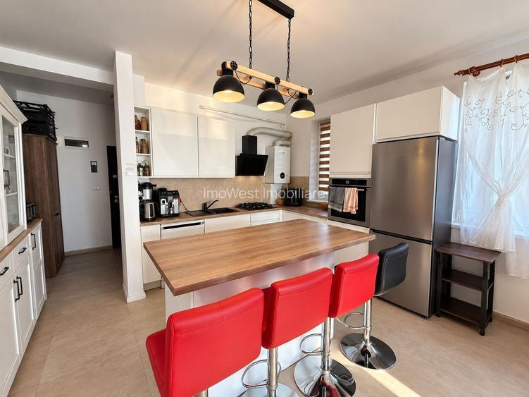 Dumbrăvița | 3 Camere | 76,6 mp | Grădină 46.5 mp | 2 Băi | Dressing | 2 Parcari