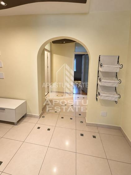 Apartament de vanzare cu 3 camere, 2 bai, 2 balcoane, zona Girocului - 3