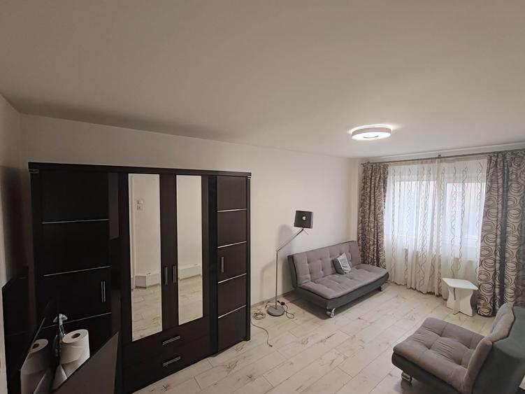Apartament 3 camere Grivitei