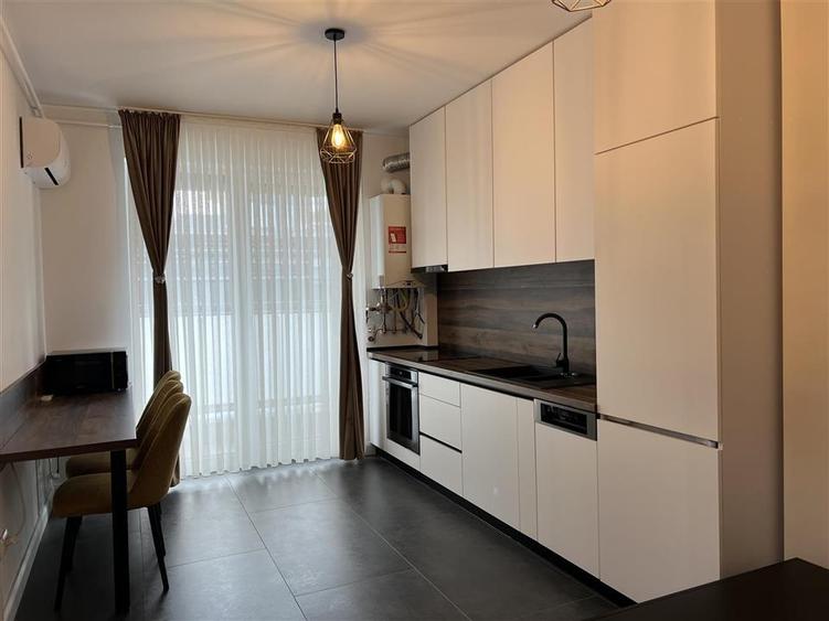 Apartament cu 2 camere Cosbuc parcare subterana