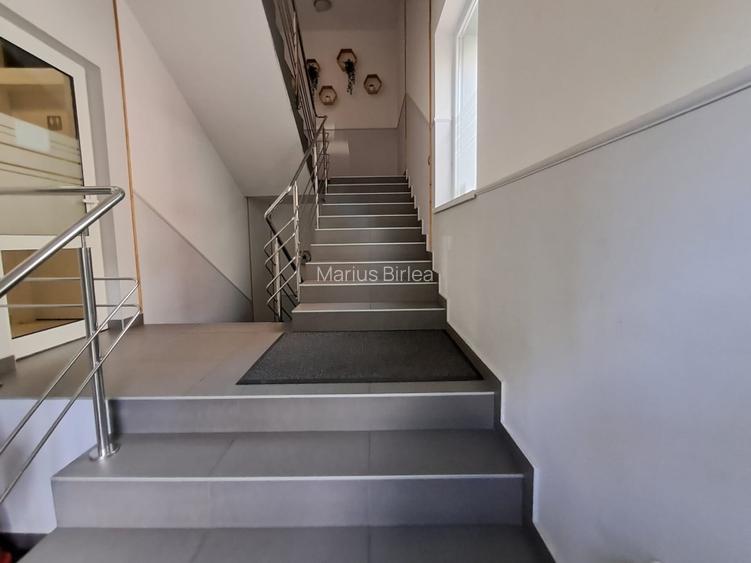 Spatiu Birouri de inchiriat - 13