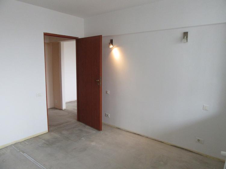 Vanzare 2 camere Parc IOR - Baba Novac - Basarabia