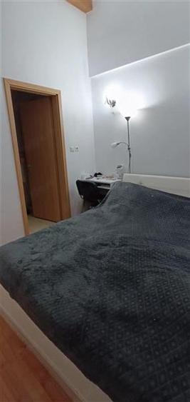 Decomandat cu 2 bai cu loc de parcare inclus