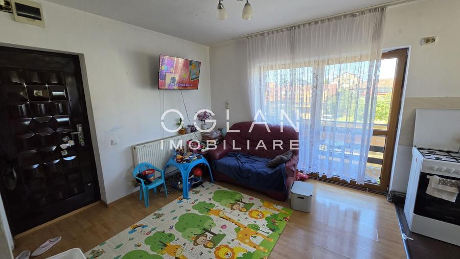 Apartament 3 cam la vila, Cedonia