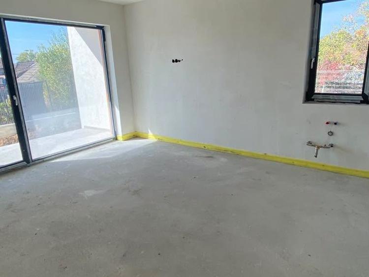 COMISON 0% Bloc Nou zona Republicii apartament 3 camere cu curte proprie