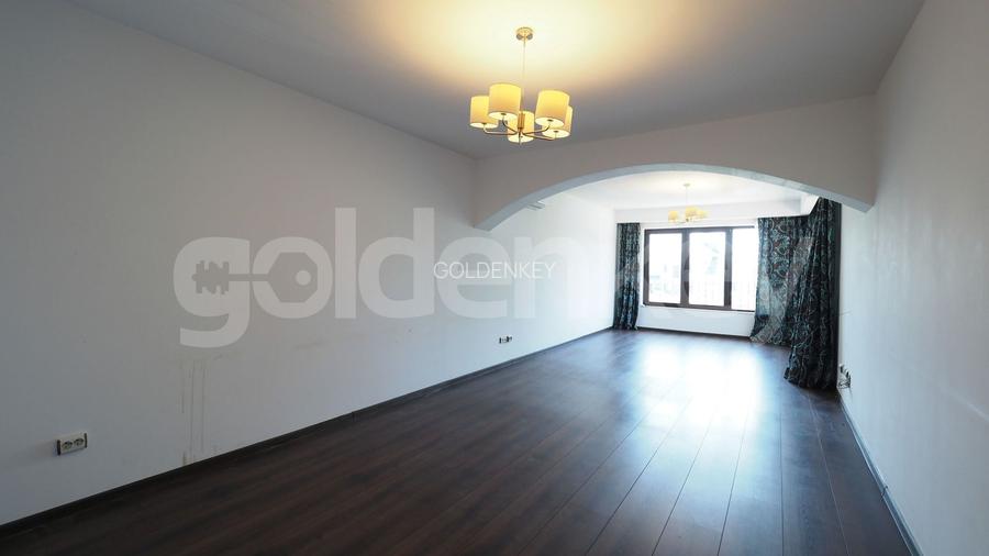 Vila spatioasa cu 6 camere | 500mp teren - 16