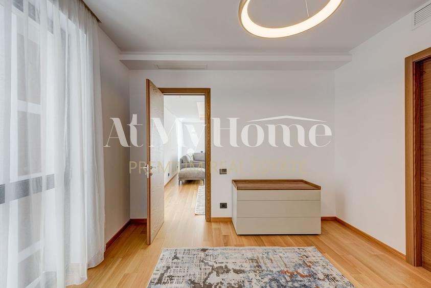 Apartament NOU, SUPERB cu 4 camere, finisaje si mobilier PREMIUM, parcare