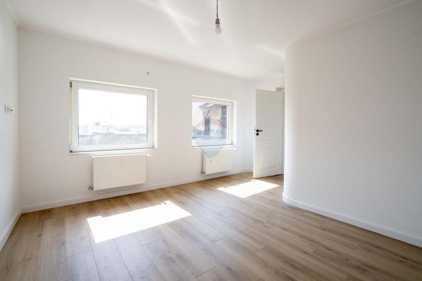 Apartament cu 3 camere de vânzare ultracentral str. Vasile Alecsandri