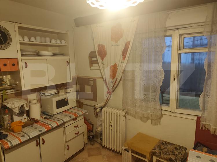 Apartament cu 3 camere, 2 bai, 2 balcoane, renovabil, 67 mp, zona - Nufarul