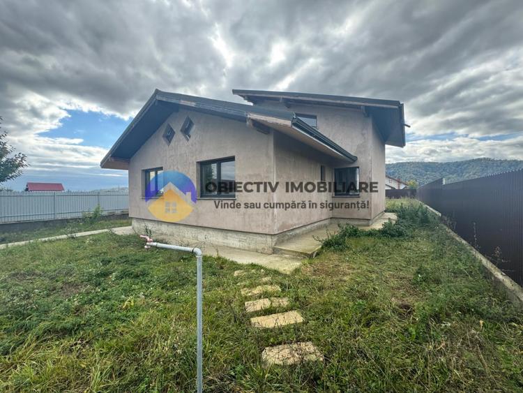 Casa+ teren de vanzare Dumbrava Rosie