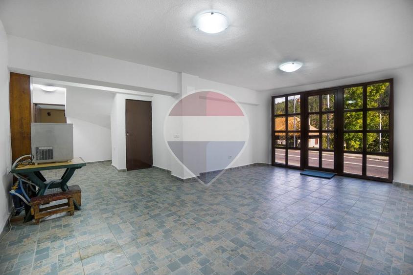 Vilă 10 cam în Sinaia zona Peleș | Randament estimat 2 cifre